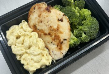 Grilled Chicken & Broccoli (Veggies Only) Grilled Chicken & Broccoli (Veggies Only)