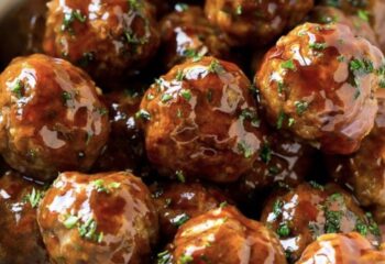 Sweet + Sour Meatballs